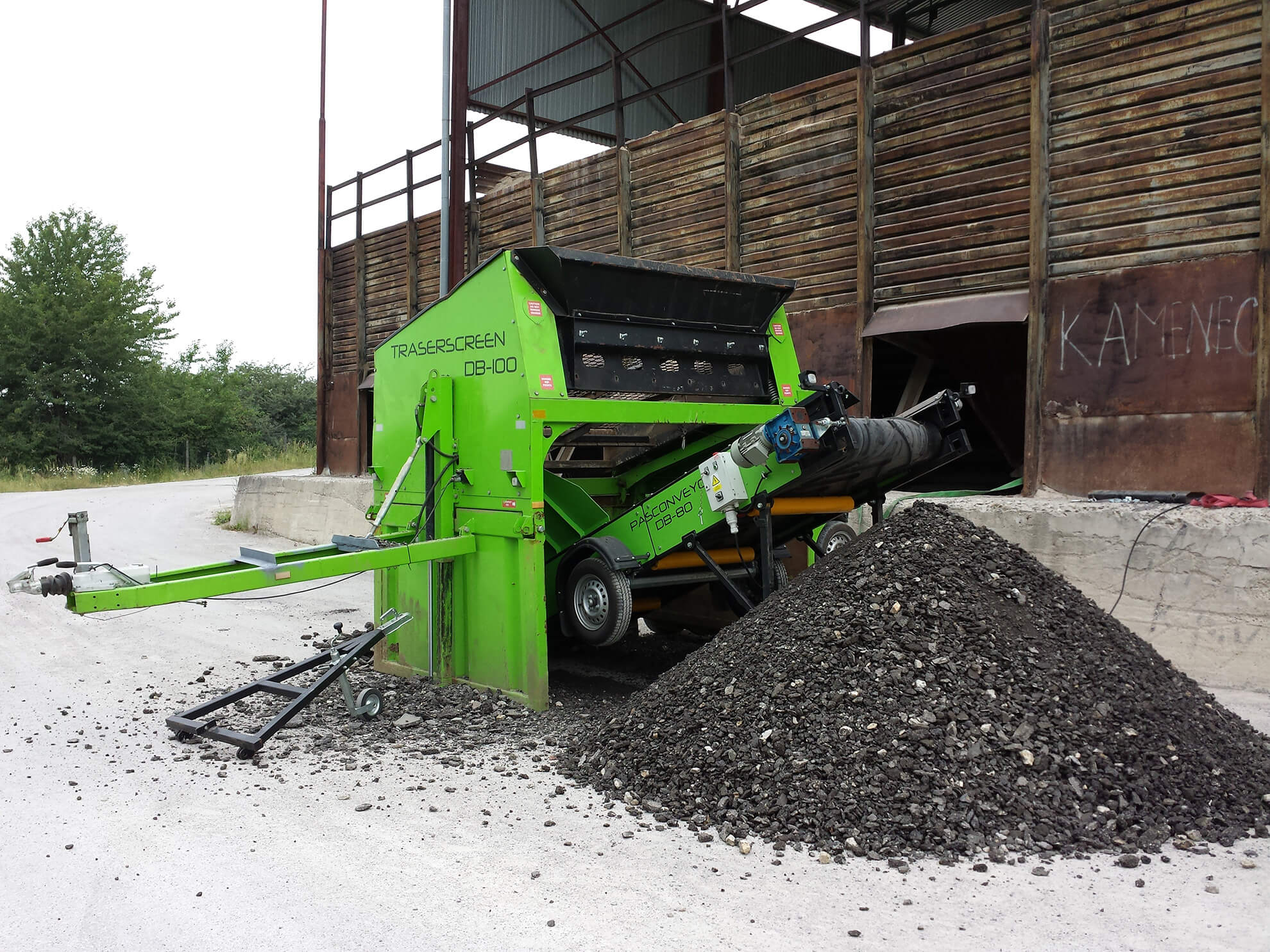 TRASERSCREEN DB-100